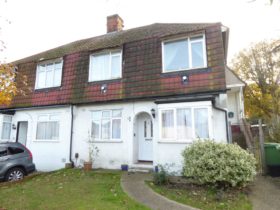 2 bedroom Detached t...